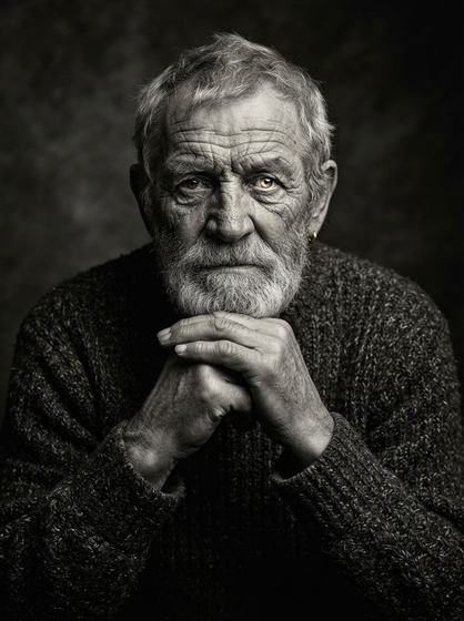 Portrait prompt example